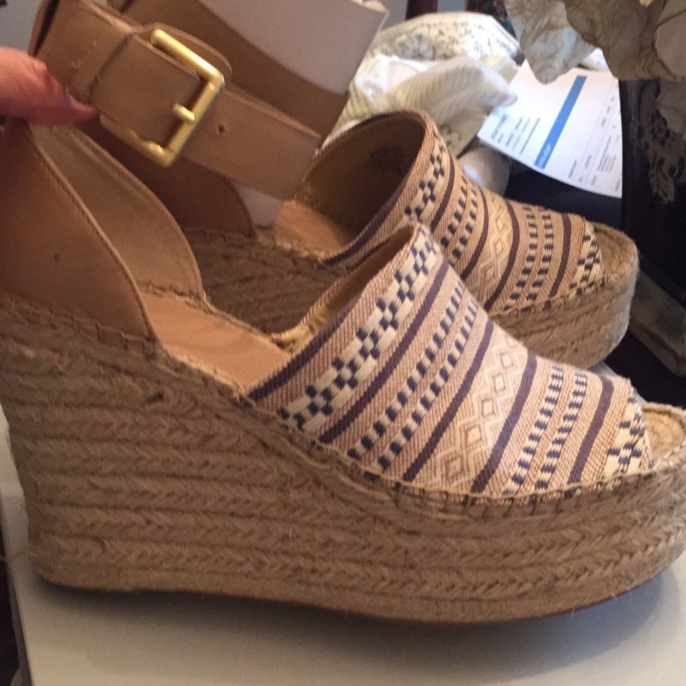Marc Fisher platform espadrilles